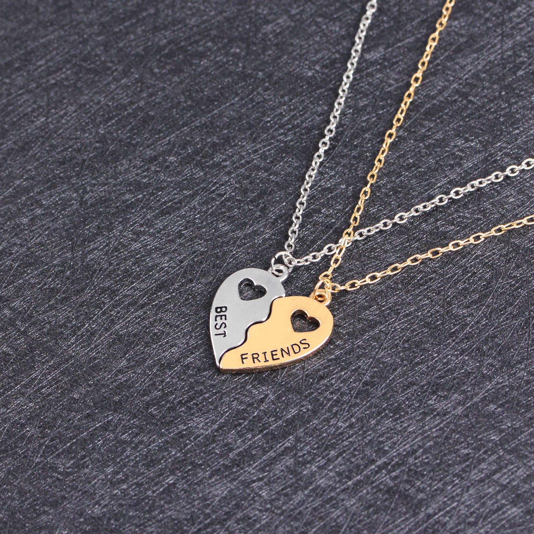 Cross-border European and American fashion best friend Best Firends hollow heart-shaped gold and silver stitching clavicle chain