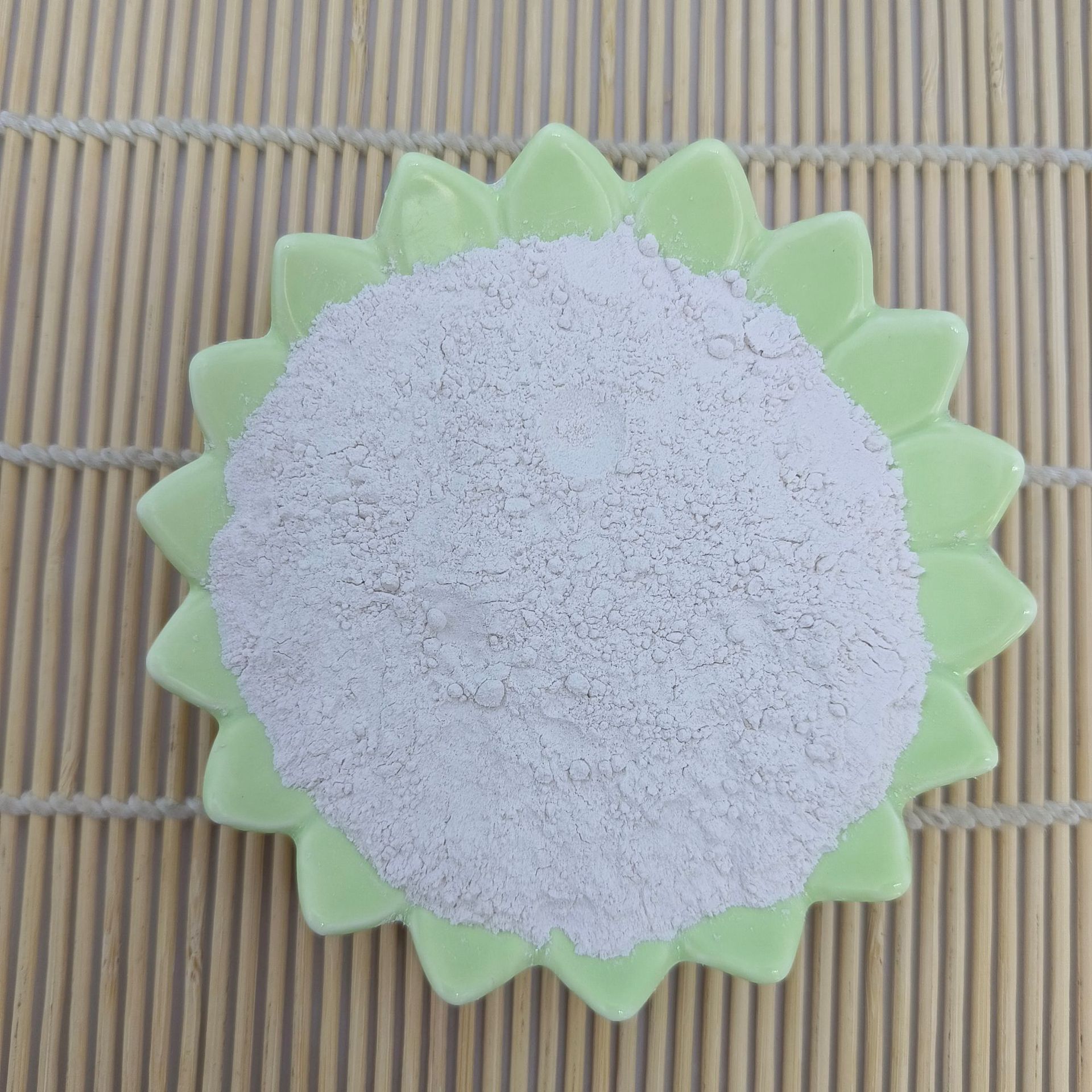 Montmorillonite Powder Calcium-Based Sodium Bentonite Water-Based Paint Bentonite Feed Montmorillonite Drilling Piling Bentonite