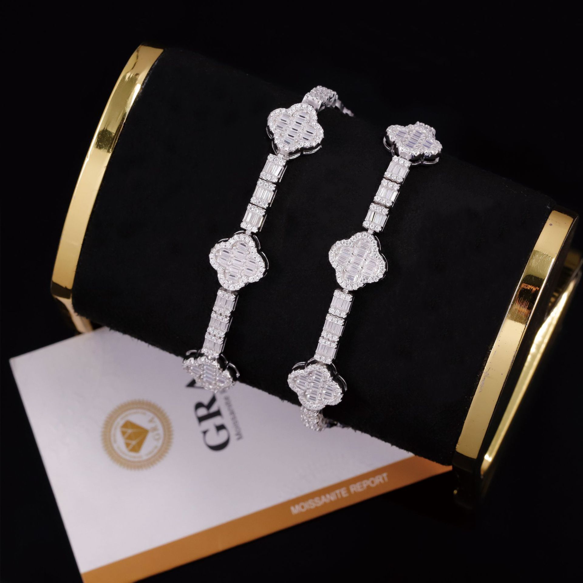 Легкая роскошь S925 серебро с квадратными моиссанитами браслет с клевером