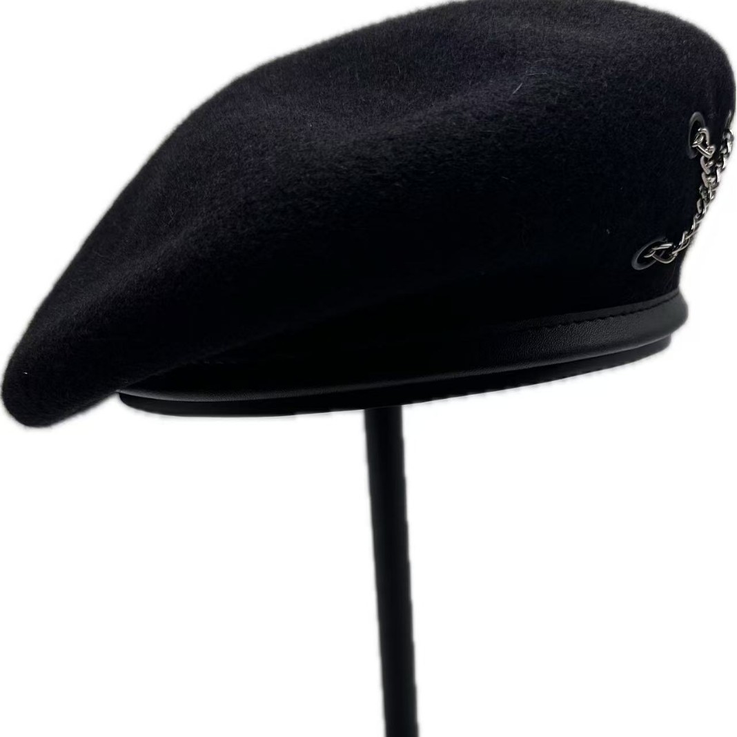 Autumn and Winter Fashion Wool Hat Beret Women's Elegant Hand-stitched Plum Blossom Pattern Painter's Hat