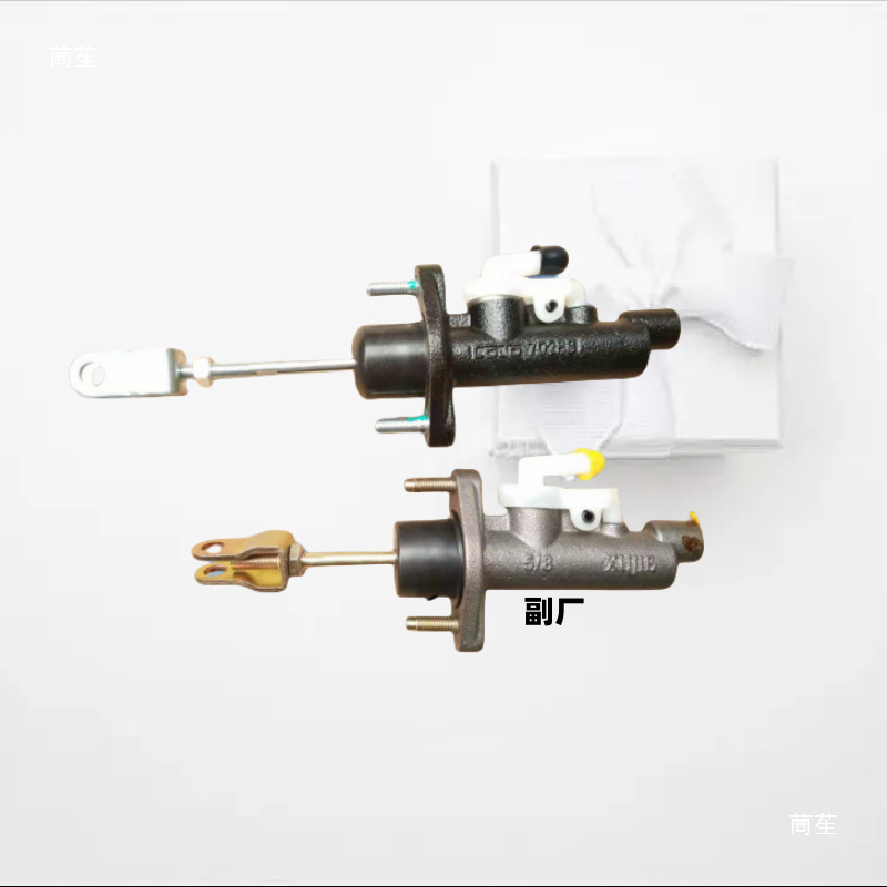Clutch master cylinder Maiwei applicable 520 320 330X60 530 X50 master cylinder 620 master cylinder