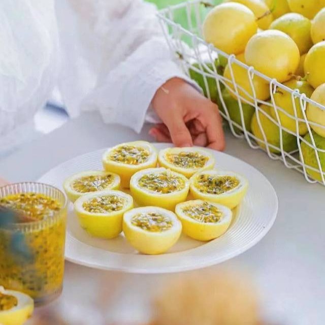 Hainan Qini No. 9 Golden Passion Fruit Fresh Fruit Is Picked in Season and Shipped Directly from the Place of Origin