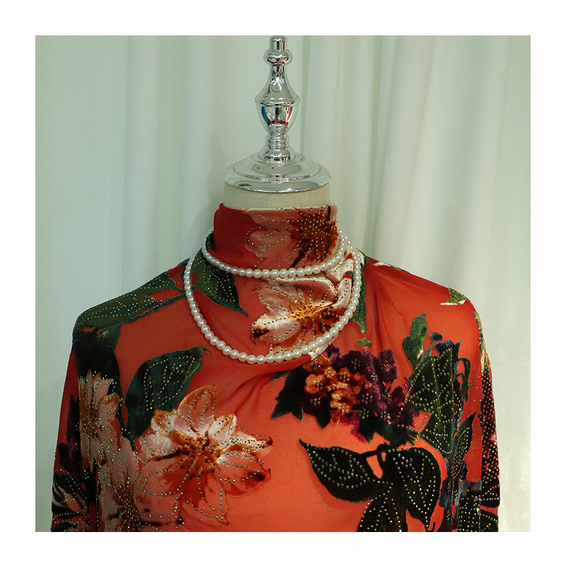 Source manufacturers wholesale velvet woven hot drill hot figure brocade velvet fabric nightgown dress cheongsam fabric fabric