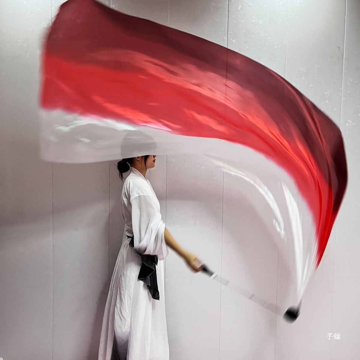 Реквизиты для выступления, цветной шелковый мяч, спортивная встреча, черный градиентный лента для танцев