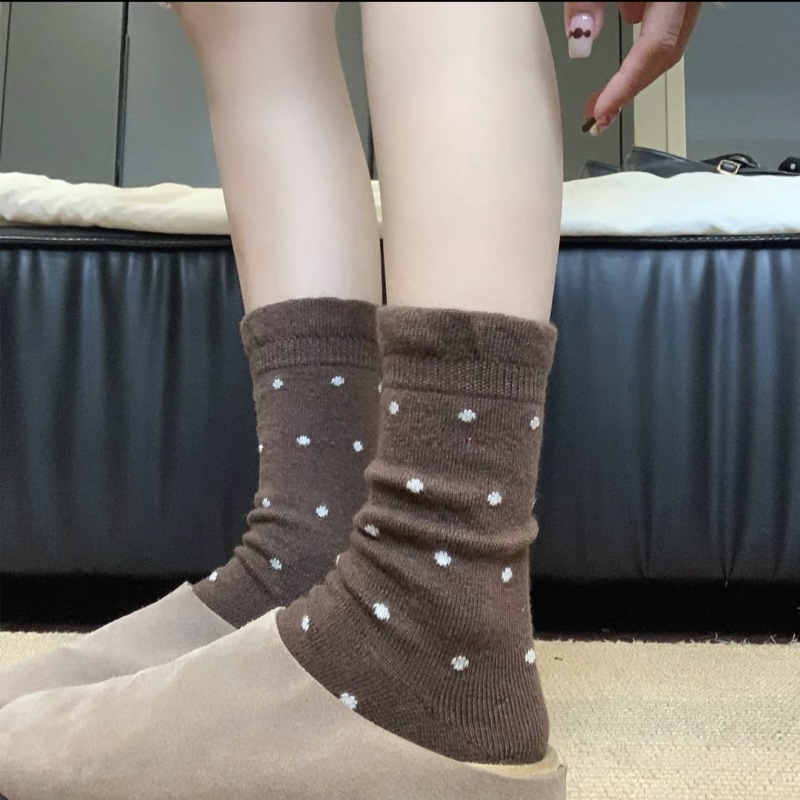 Wool Socks with Ruffles, Polka Dot Mid-Calf Socks for Women, Sweet and Elegant Slouch Socks, Thickened for Autumn and Winter, Warm Lace Socks