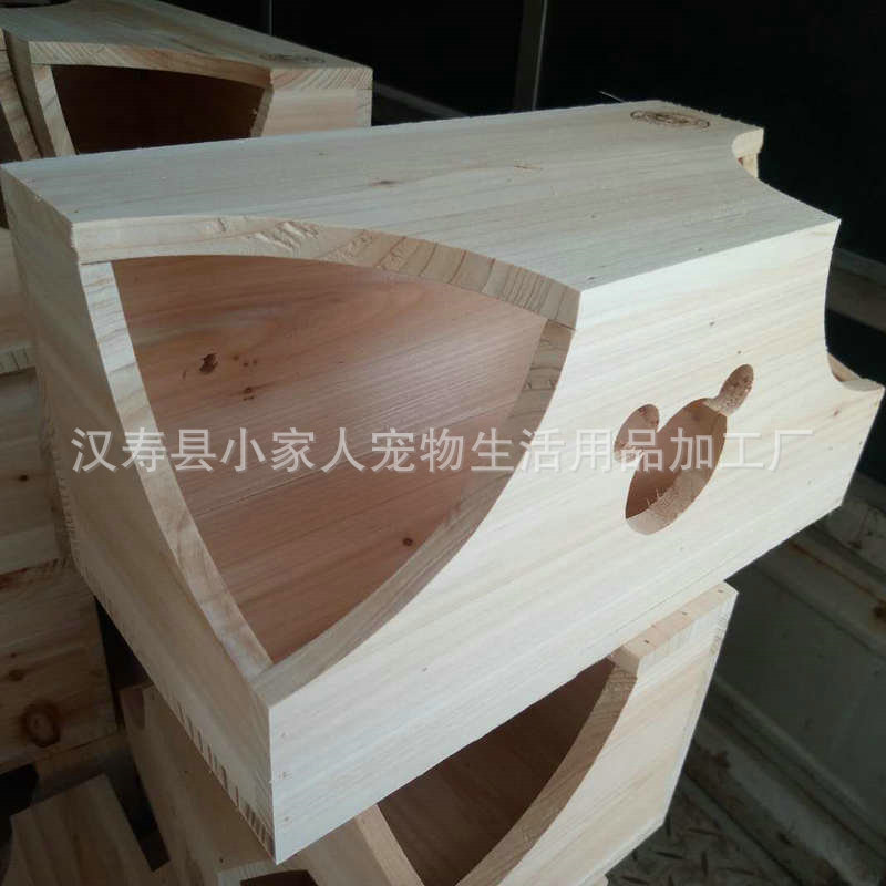 A variety of Chinchilla squirrel guinea pig wooden house fir gnaw-resistant high-quality wooden nest double-mouth lovers summer pet wooden house