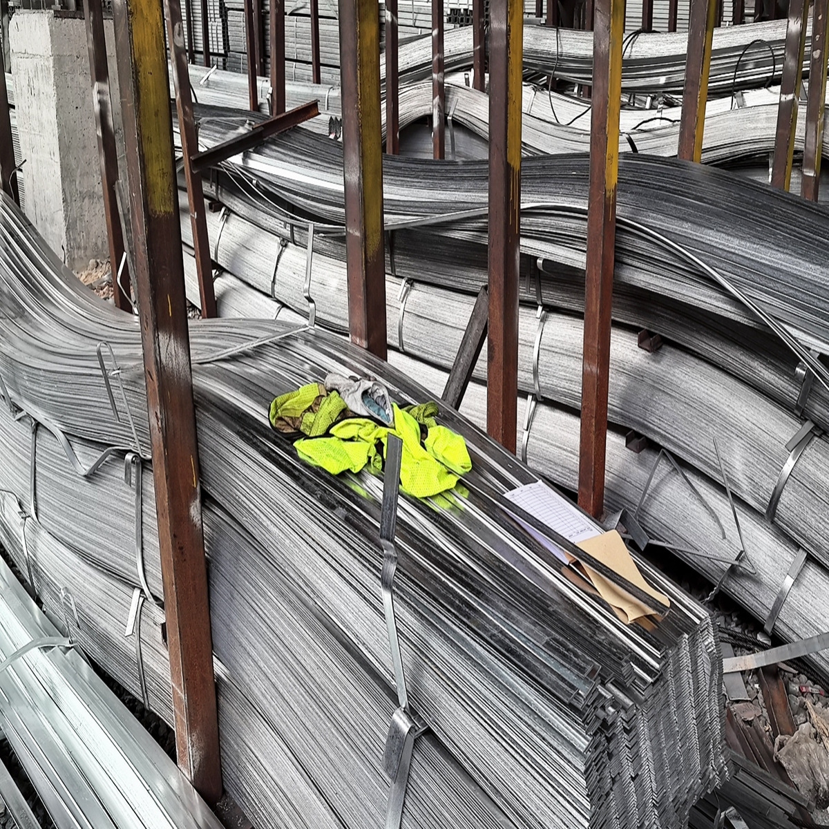 Manufacturer Supplies Q235 Galvanized Flat Iron Construction Engineering Bracket Lightning Protection Buried Special Flat Steel Ready for Sale in Seconds