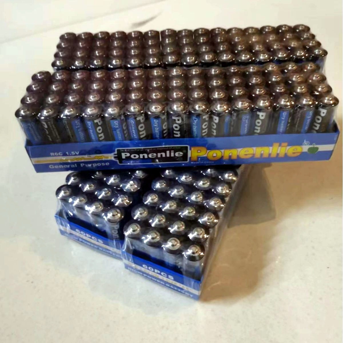 No.7 battery 1.5V No.7 r03 carbon aaa remote control electronic scale wall chart toy dry battery manufacturers wholesale