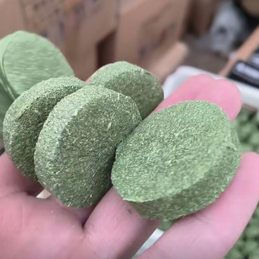 Independently Packaged Grass Cake Rabbit Molar Timothy Grass Cake Molar Biscuits Individually Sealed Chinchilla Guinea Pig Molar