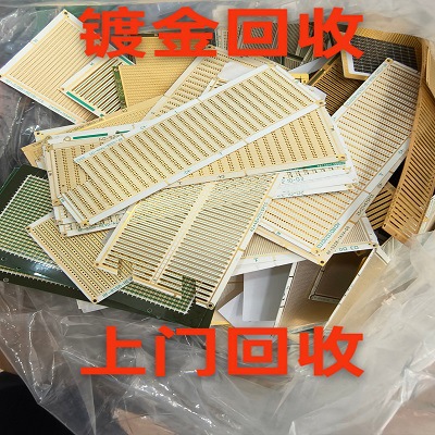 Переработанный светодиодный полноцветный дисплей большой экран внутри цифровых лампочек с золотыми проводами устраняет большие экраны