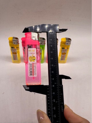 Factory Wholesale Disposable High-grade Plastic Transparent Open Flame Small Round Machine Lighter Batch Can Be Customized for Advertising