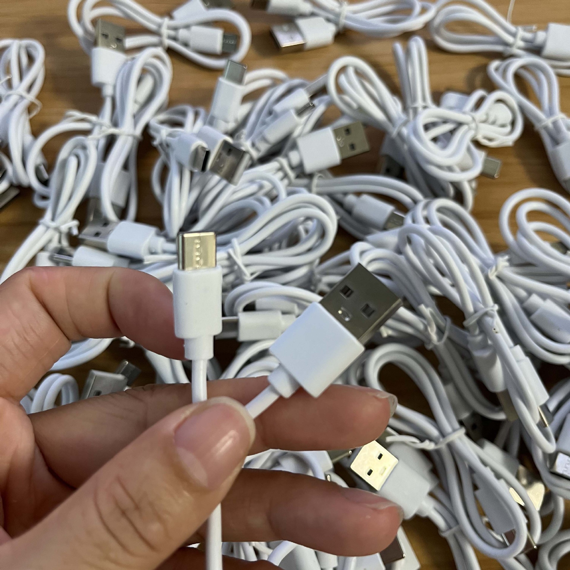 Factory source Type-c charging line Bluetooth headset small fan fill light several drama line USB distribution line