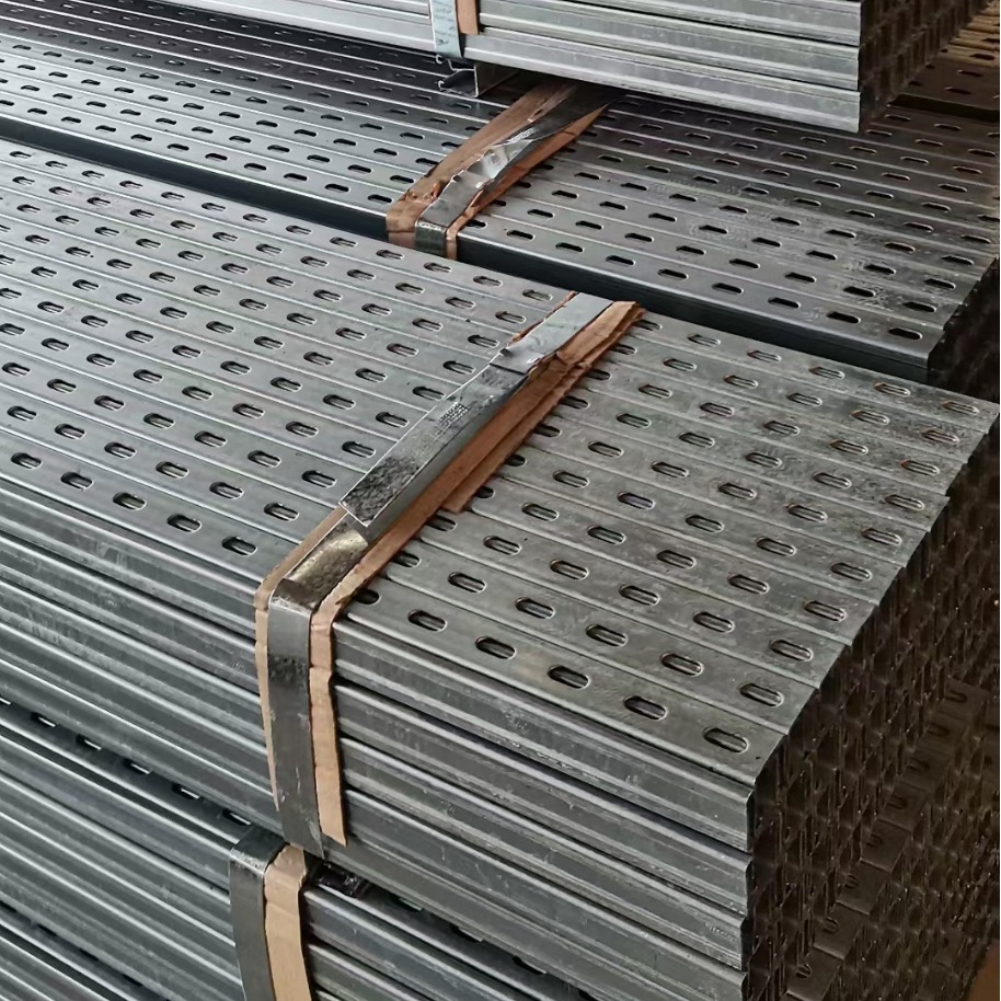 Customized Galvanized C-Shaped Steel Perforated Purlins for Solar Photovoltaic Brackets Galvanized C-Shaped Steel
