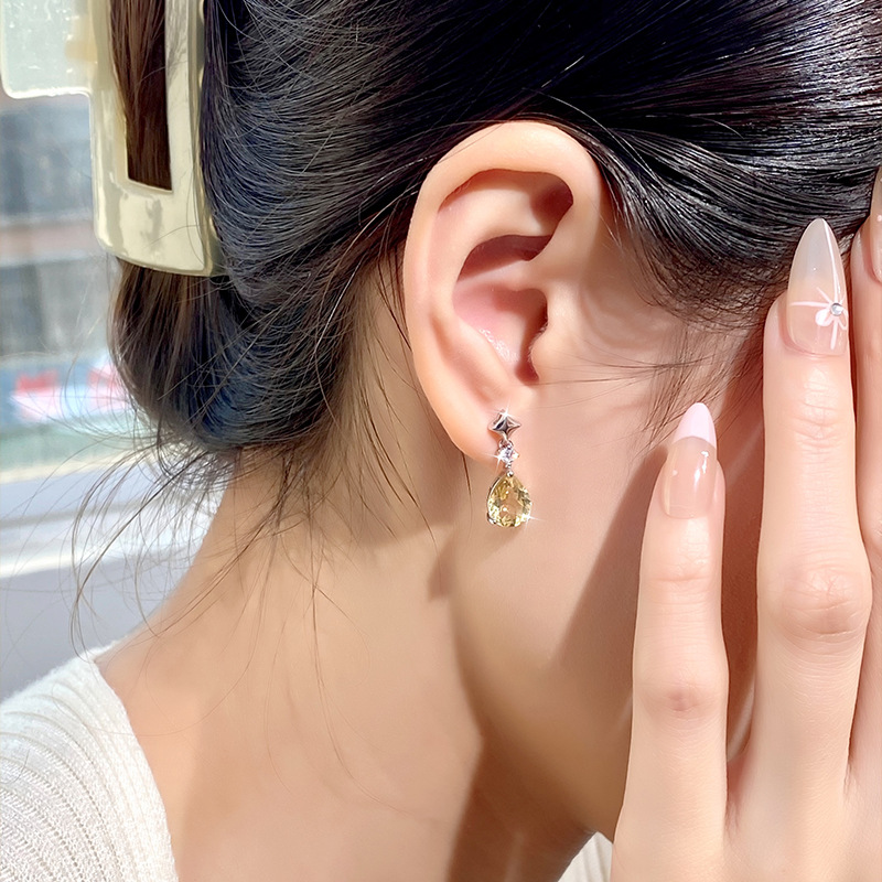 European and American Style Natural Stone Pear-Shaped Water Drop 7*9 Crystal Stone Earrings S925 Sterling Silver Earrings Cross-Border Xiaohongshu Hot Style