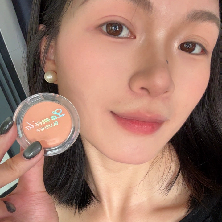 Low Saturated Ebony Rose ~ Blush Matte Fine Flash Highlight Student Party Pure Desire Wind Nature Naked Makeup Brightening