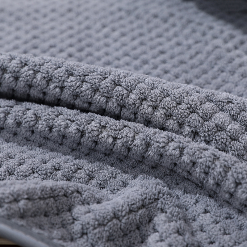 Customized Pure Polyester Pineapple Grid 1m * 2m Large Bath Towel 240g Water-Absorbent and Quick-Drying Manufacturer Wholesale