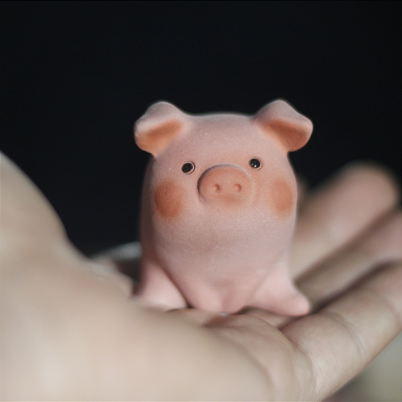 Purple Sand Tea Pet Pig Ornaments to Attract Wealth and Kiss Piggy lulu Pig Handmade Blessing Pig Zodiac Pig Tea Play Can Be Raised