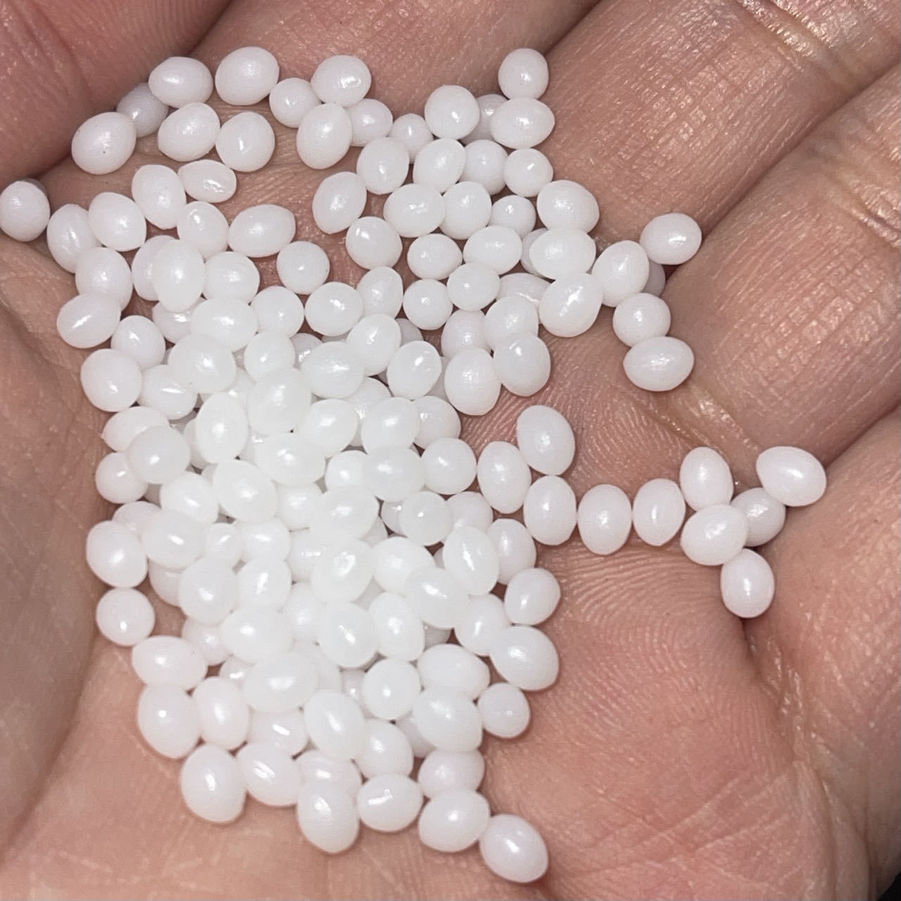 New DIY Plastic Soil Crystal Soil Free Resin Hot Melt Resin Free Shipping Handmade Toy Material Reusable