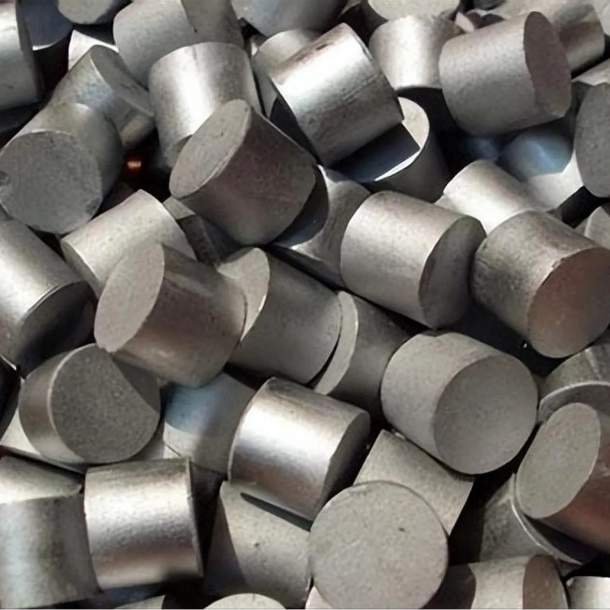 Rein Granules High Purity Re Granules Are Used for Processing of Rein Bars, Rein Ingots and Rein Powder with High Purity 99.99%