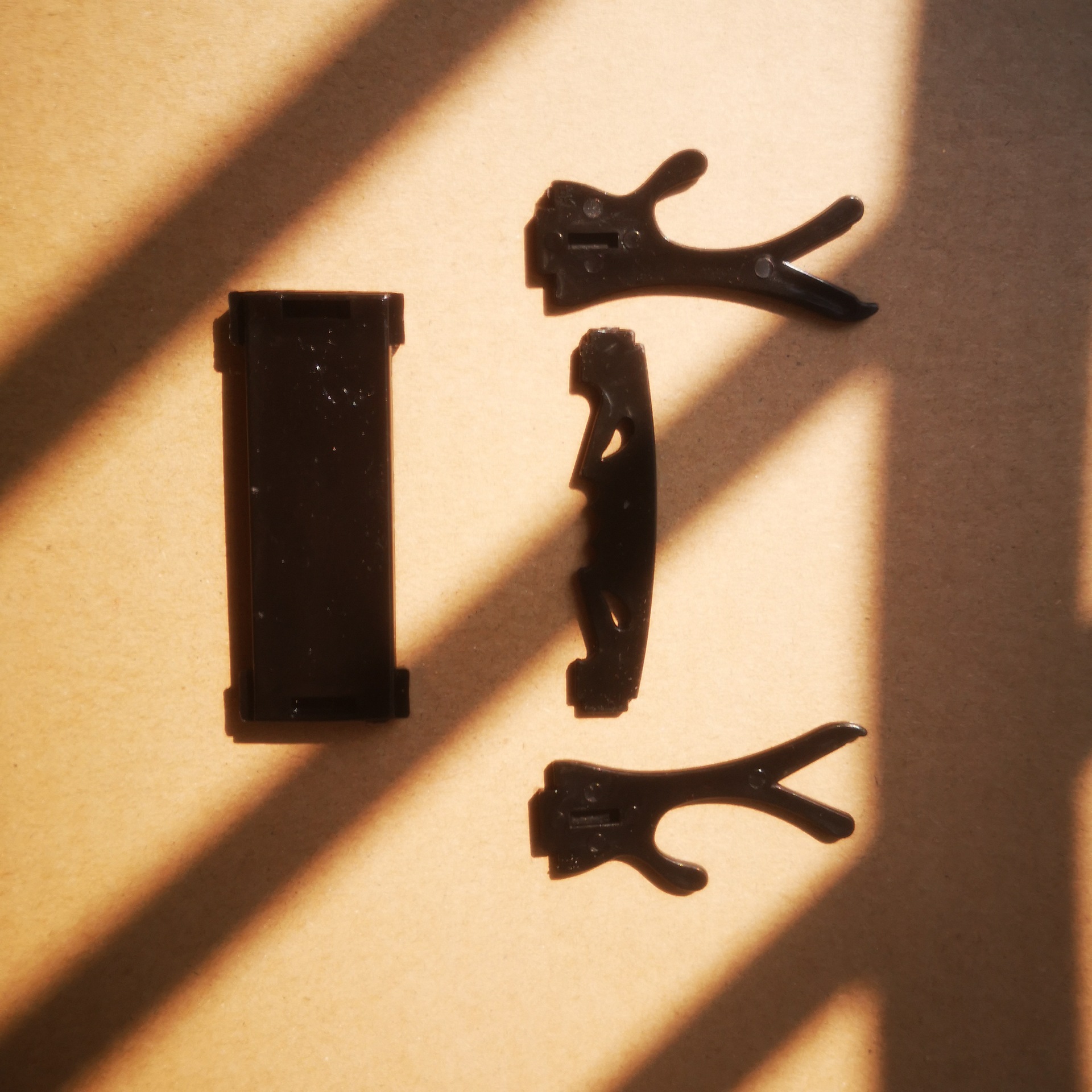 7cm small knife holder four-layer display rack large knife holder weapon weapon animation peripheral model plastic assembly display rack