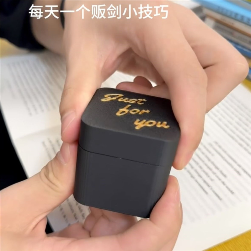 Middle Finger Ring Box Magnetic Surprise Box 3D Printing International Friendly Gesture Prank Toy for Friends