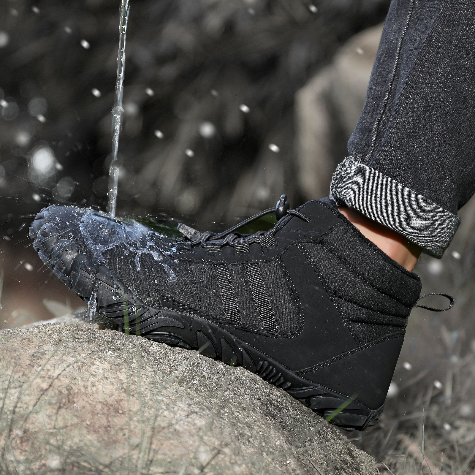 Factory Direct sales winter cotton shoes couple's outdoor snow thickened fleece-lined climbing non-slip cold-proof warm waterproof shoes