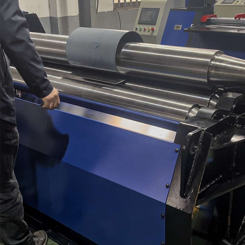 CNC four-roller bending machine CNC automatic four-roller rolling machine automatic pre-bending fixed-length roll drum machine rounding