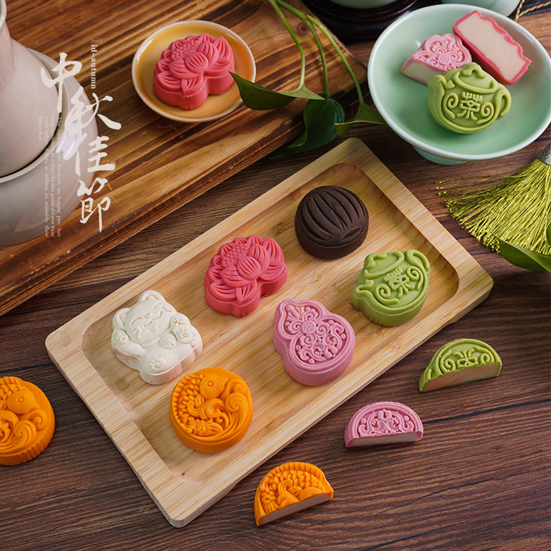 Cantonese-Style Mid-Autumn Mooncakes with Egg Yolk, Lotus Paste, Five-Nut Filling, Black Sesame Bean Paste, Peach Skin, Flowing Center, Multi-Flavor Wholesale Group Purchase