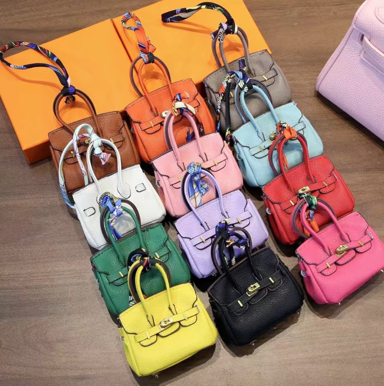 New Fashionable Mini Platinum Bag Pendant, Cute Earphone Bag, Car Key Bag Pendant, Coin Purse, Women's Lipstick Bag