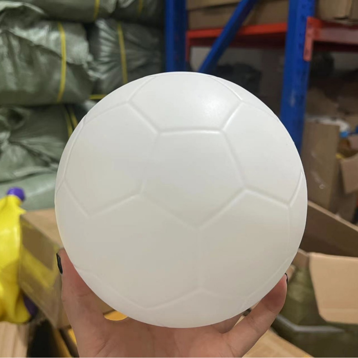 Pure white PVC football No. 2 No. 3 No. 4 inflatable football Diy painting graffiti children's signature blank football