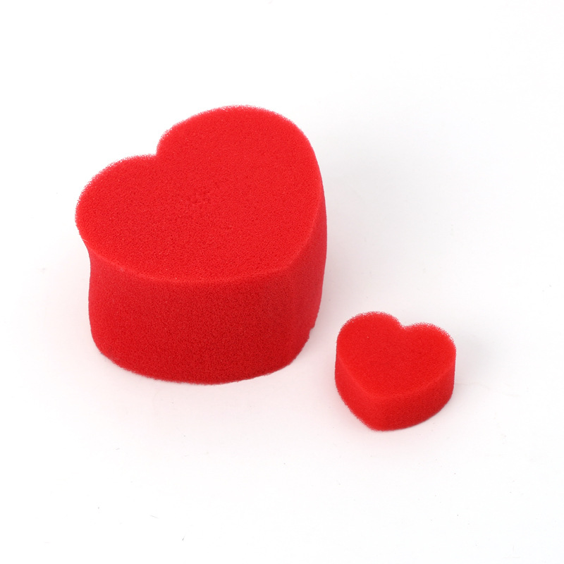 Magic sponge heart hardcover Heart to Heart stage magic props close-up magic toys spot wholesale