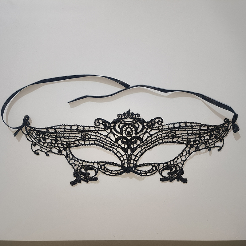 Night charming princess sexy hollow lace masquerade princess queen party annual meeting eye yarn crown fun eye mask