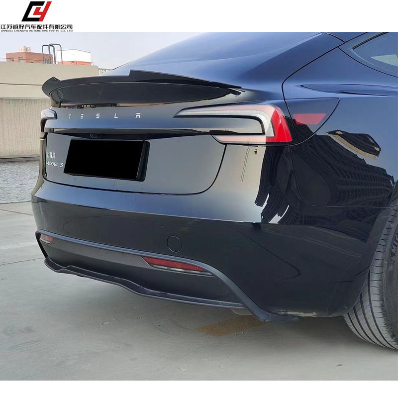 Applicable to the new version of Tesla model3 tail wing modification surrounding trim rear spoiler bright black/carbon pattern