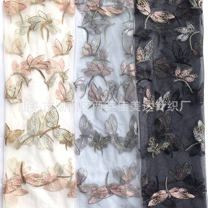 Полиэстеровая ткань с вышивкой бабочек и пайетками