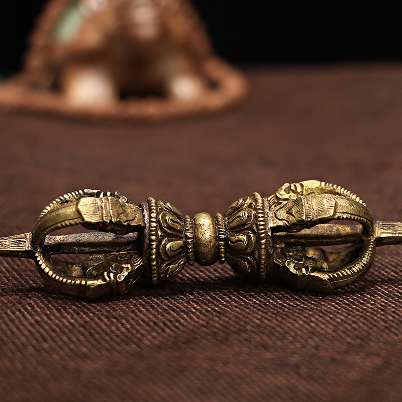 Nepal handmade copper diamond bell diamond pestle amphibious council supplies hidden bell five strands diamond pestle instrument rattle