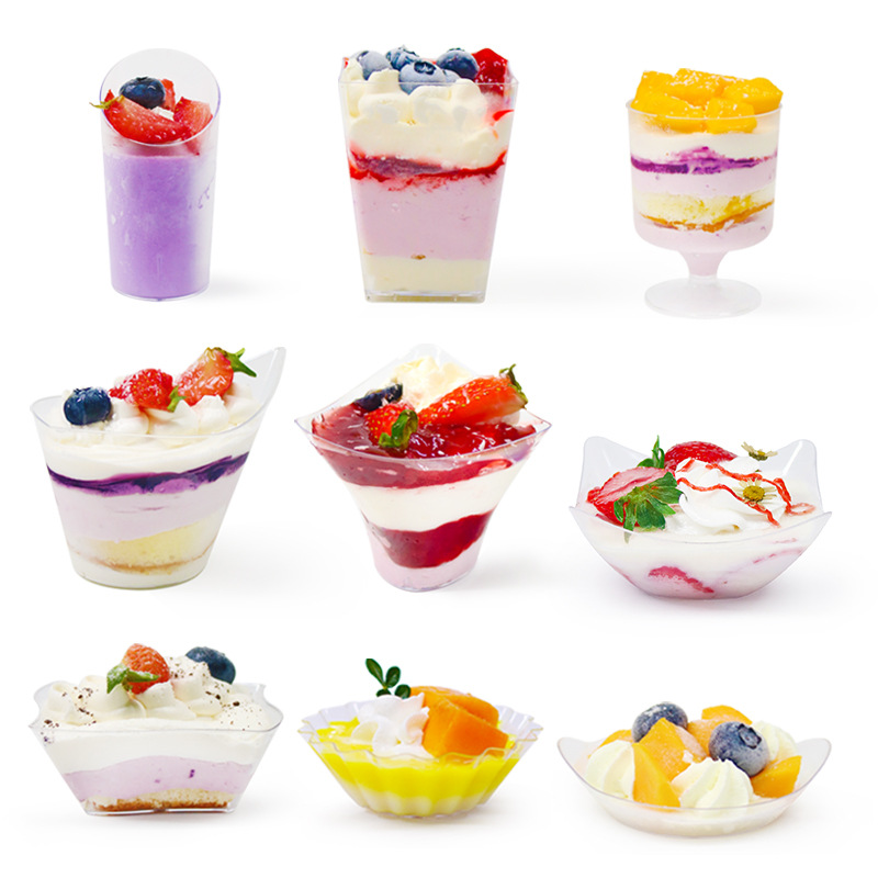 Various kinds of mousse cake cup square cup dessert table oblique pudding jelly cup tiramisu disposable plastic cup