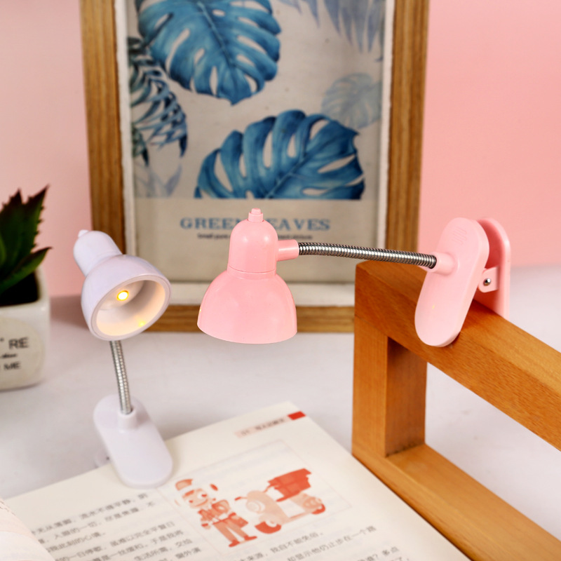 Cute Girly Heart Mini Table Lamp Creative Eye Protection Reading Clip Lamp Bedside Night Light Portable Book Clip Lamp