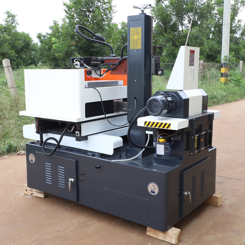 EDM CNC wire cutting machine DK7745Z taper CNC cutting machine fast-walking wire cutting machine