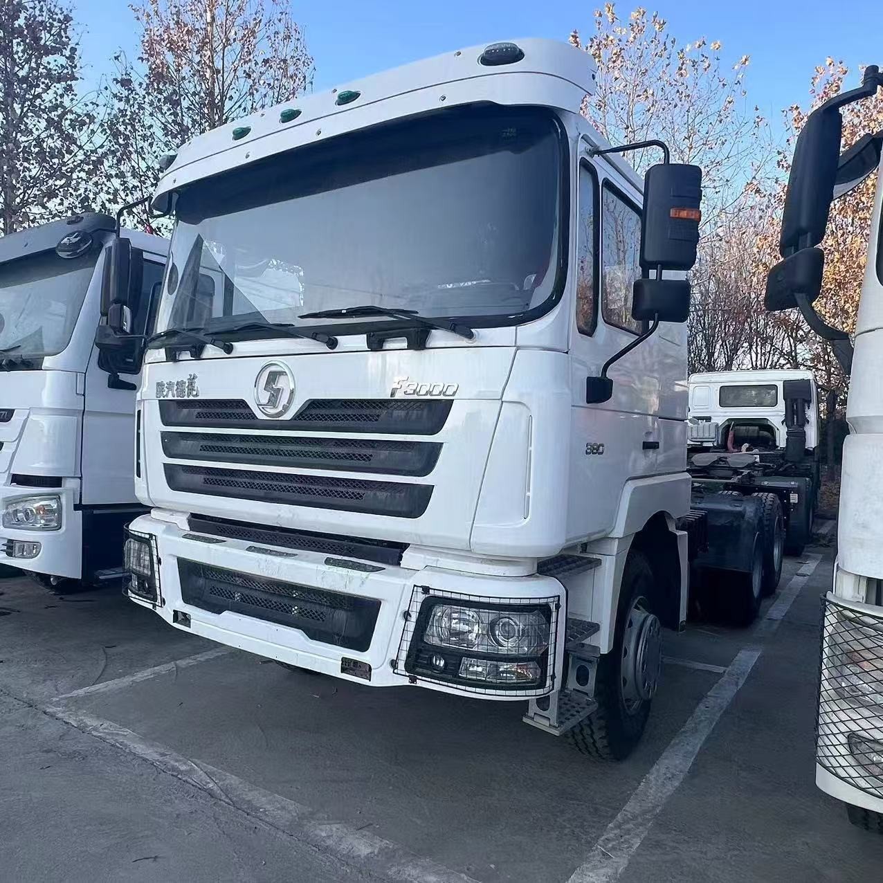 Shaanxi Automobile Shacman Delong F3000 Tractor Truck 380 Horsepower 6*4 Trailer Heavy Truck Head 10 Wheel Truck