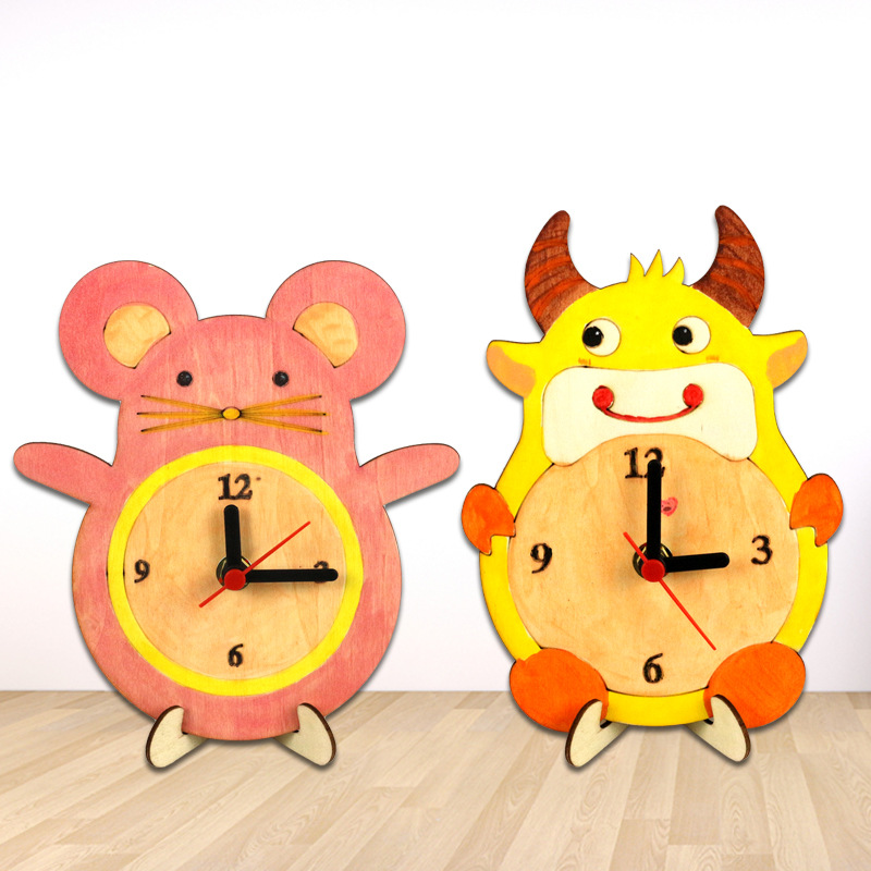 Wooden Clock Blank DIY Hand-Painted Clock Kidsren's DIY Graffiti Kindergarten Family Activities Kidsren's Educational Toys