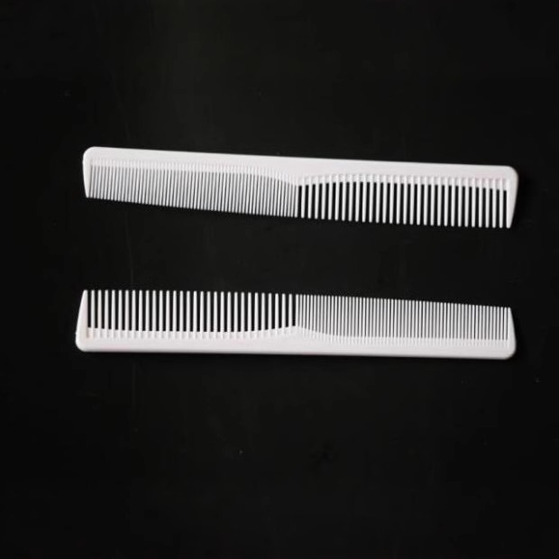 Two-head comb dense tooth comb straight hair comb hair cutting comb two-side comb bangs hair comb haircut partition comb