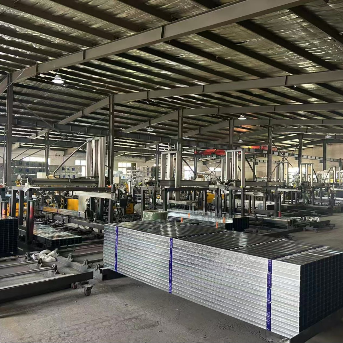 Spot Light Steel Keel Partition Wall Keel Frame Engineering Integrated Ceiling Stainless Steel Main Keel Cassette Keel Wholesale Price