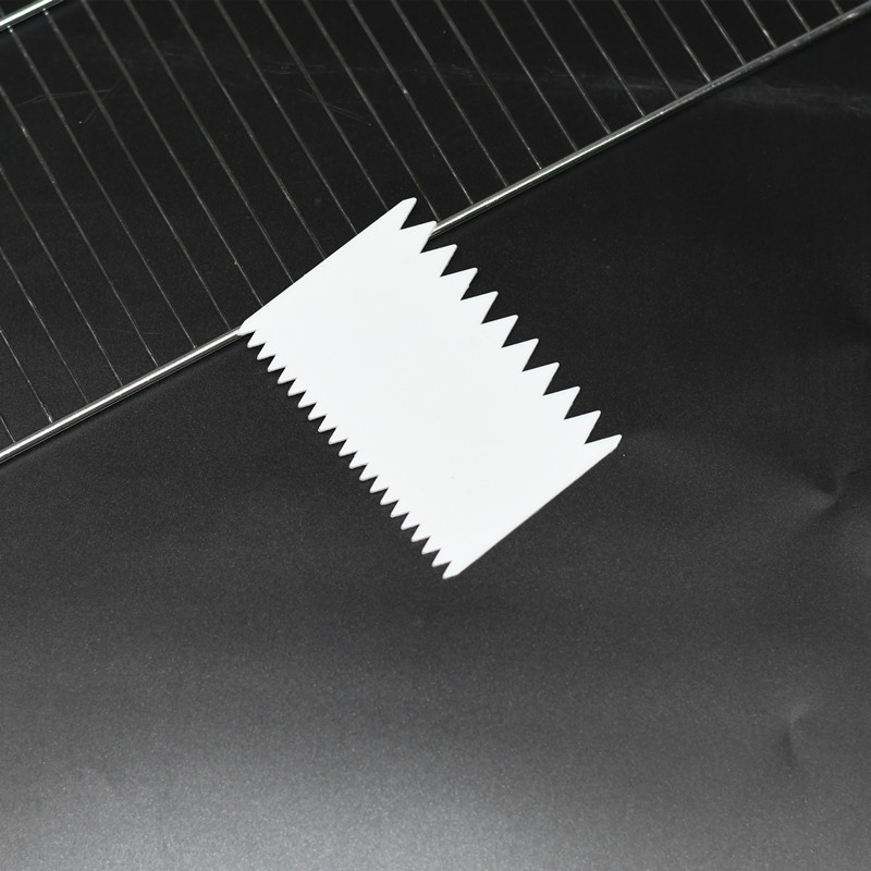 Scraper Cutter Rice Bowel Flour Cake Steamed Bread Pancake Jelly Cream Scraper Plastic Scraper Knife Household Baking Tools