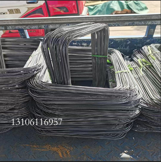 Customized Luggage Galvanized Bending Steel Wire Frame Bracket Factory Wholesale Curved Skeleton Molding Storage Basket