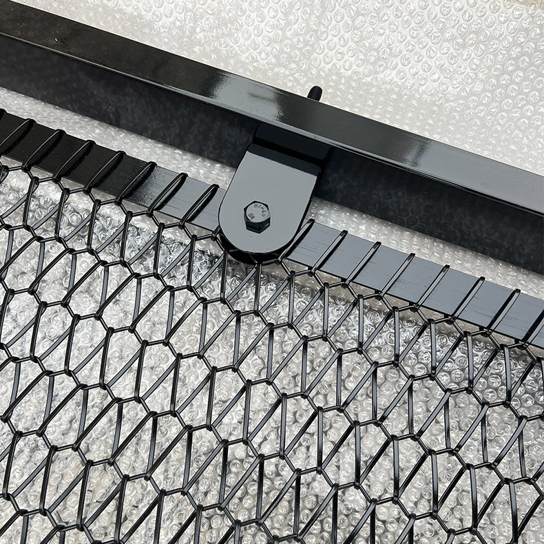 Black Warrior Screen Partition Metal Mesh Curtain Grille Decoration Commercial Office Stainless Steel Iron Art Industrial Style Flower Pattern