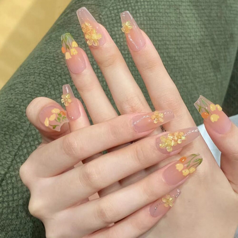 Tulip Manicure Wearable Manicure Summer Ice Blush Manicure Removable Fake Nails Accessible Luxury Celebrity Long Style