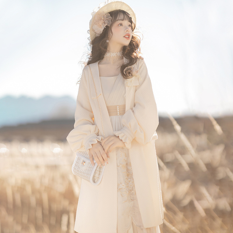 Original design new flower set Hanfu women's Han element coat suspenders skirt suit autumn and winter 8495