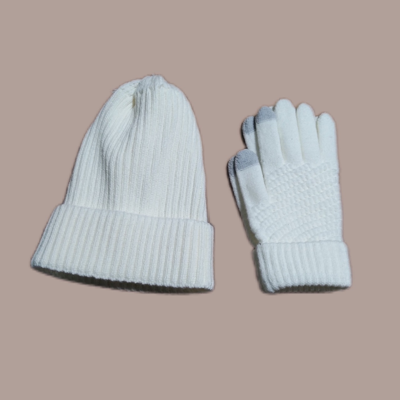 Hat Making Logo Embroidered Drawing Hat Warm Ear Protection Knitted Hat Cold Hat Gloves Two-Piece Set