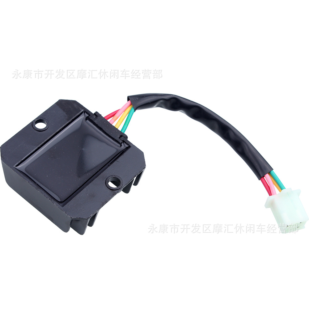 Motorcycle beach off-road scooter accessories 12V four-pin CG125-250CC GY6 rectifier regulator