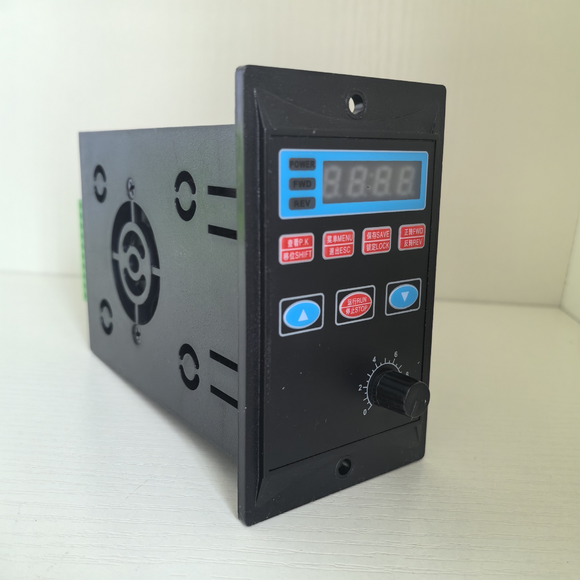 Yingke General Inverter Motor Governor 220V Single Phase in Three Phase Out YK-750w400W200W Manufacturer